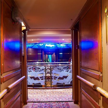 Nile Carnival Cruise 4Nt Lxr Thursday 3Nt Asw Monday Luxor Kültér fotó