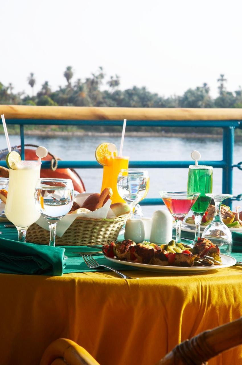 Nile Carnival Cruise 4Nt Lxr Thursday 3Nt Asw Monday Luxor Kültér fotó