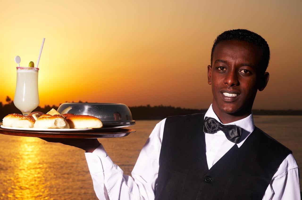 Nile Carnival Cruise 4Nt Lxr Thursday 3Nt Asw Monday Luxor Kültér fotó