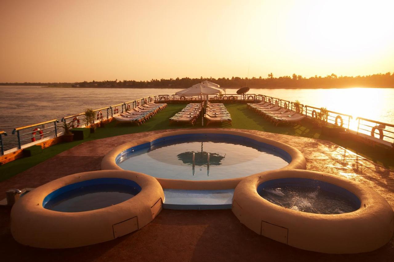 Nile Carnival Cruise 4Nt Lxr Thursday 3Nt Asw Monday Luxor Kültér fotó